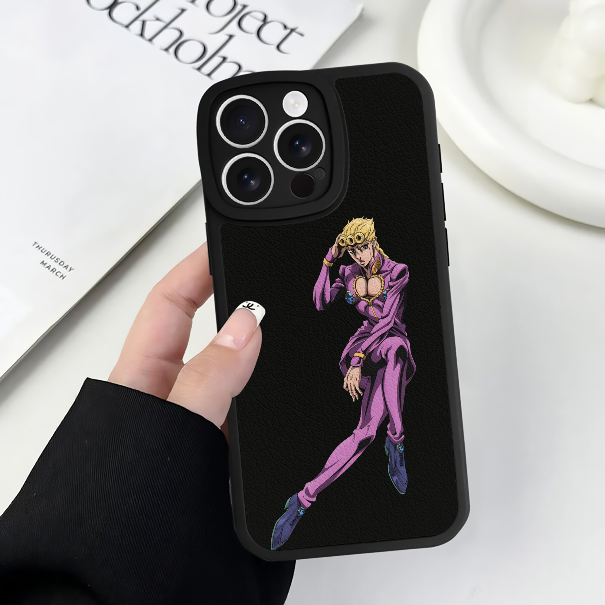 （画像用） ジョジョの奇妙な冒険 ジョルノ?ジョバァーナ JoJo's Bizarre Adventure Giorno Giovanna 【iPhone 16シリーズ対応】シリコンスマホケース（レザー調） 材質：シリコン
